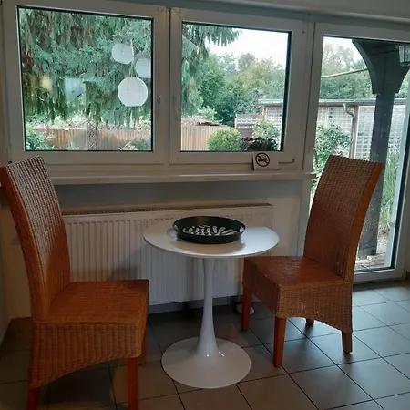 아파트 Goldstueck Im Gruenen 바트숀보른